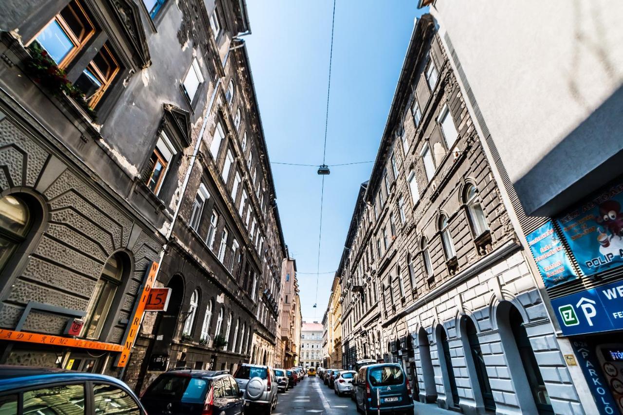Cosy Studios In The Heart Of The City Budapest Extérieur photo